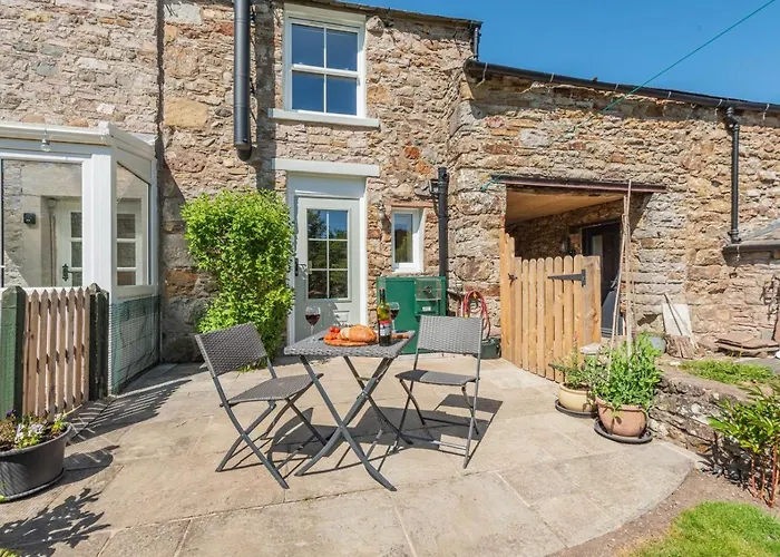 2 Bed In Oc-a32049 *